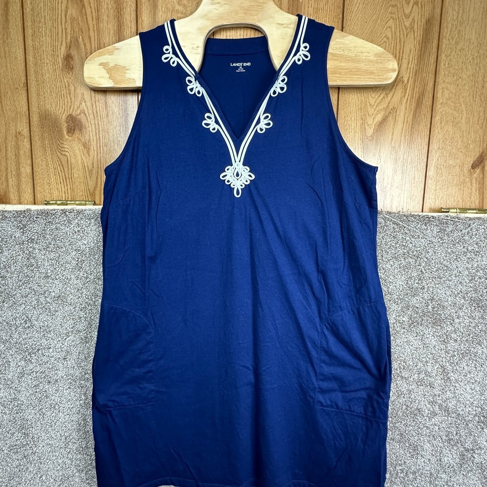 Lands' End Women 1X (16w-18w)Navy Blue Sleeveless Cotton Embroidered Shift Dress